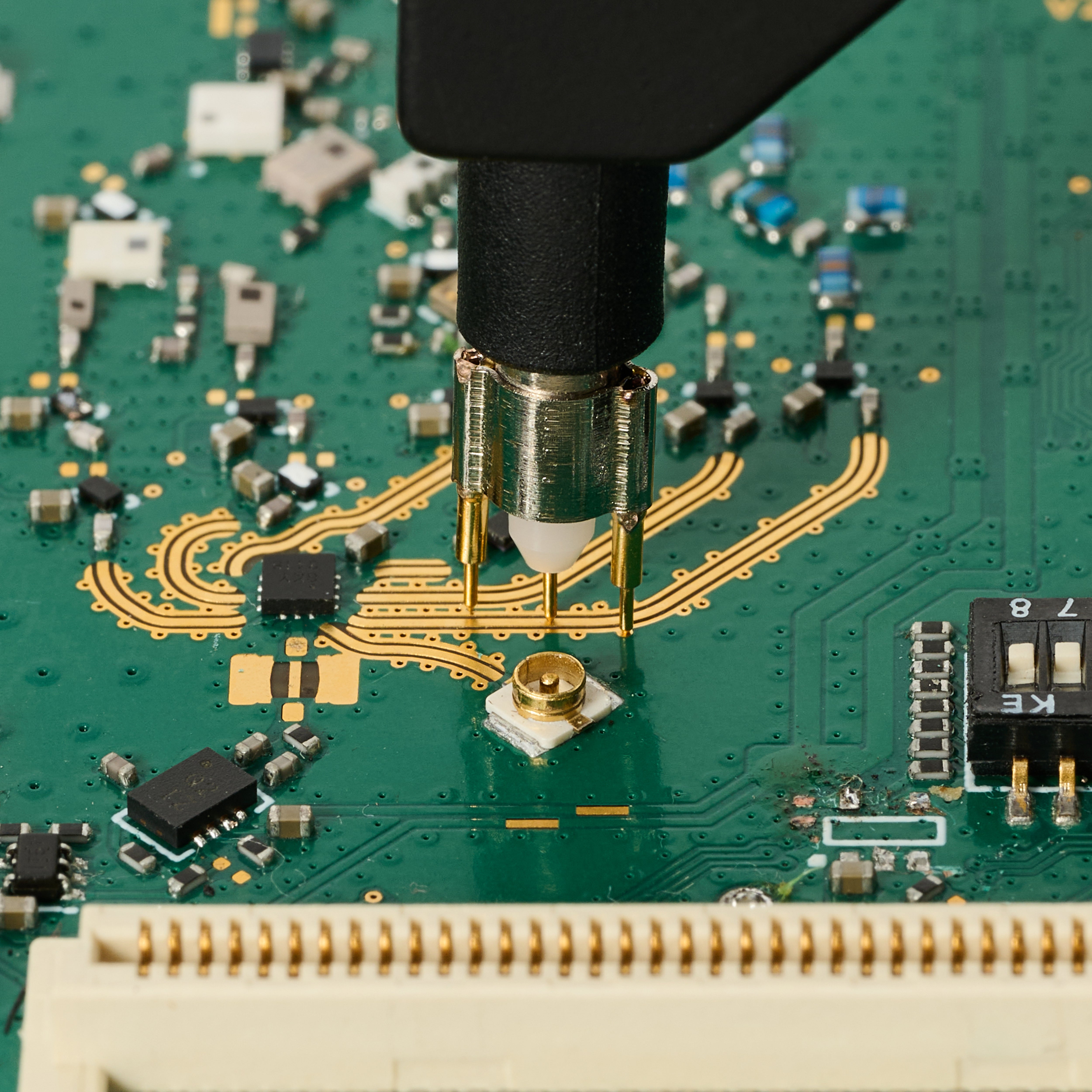 SQG30-DC - 3.0 GHz Low Impedance 10:1 Passive DC Probe